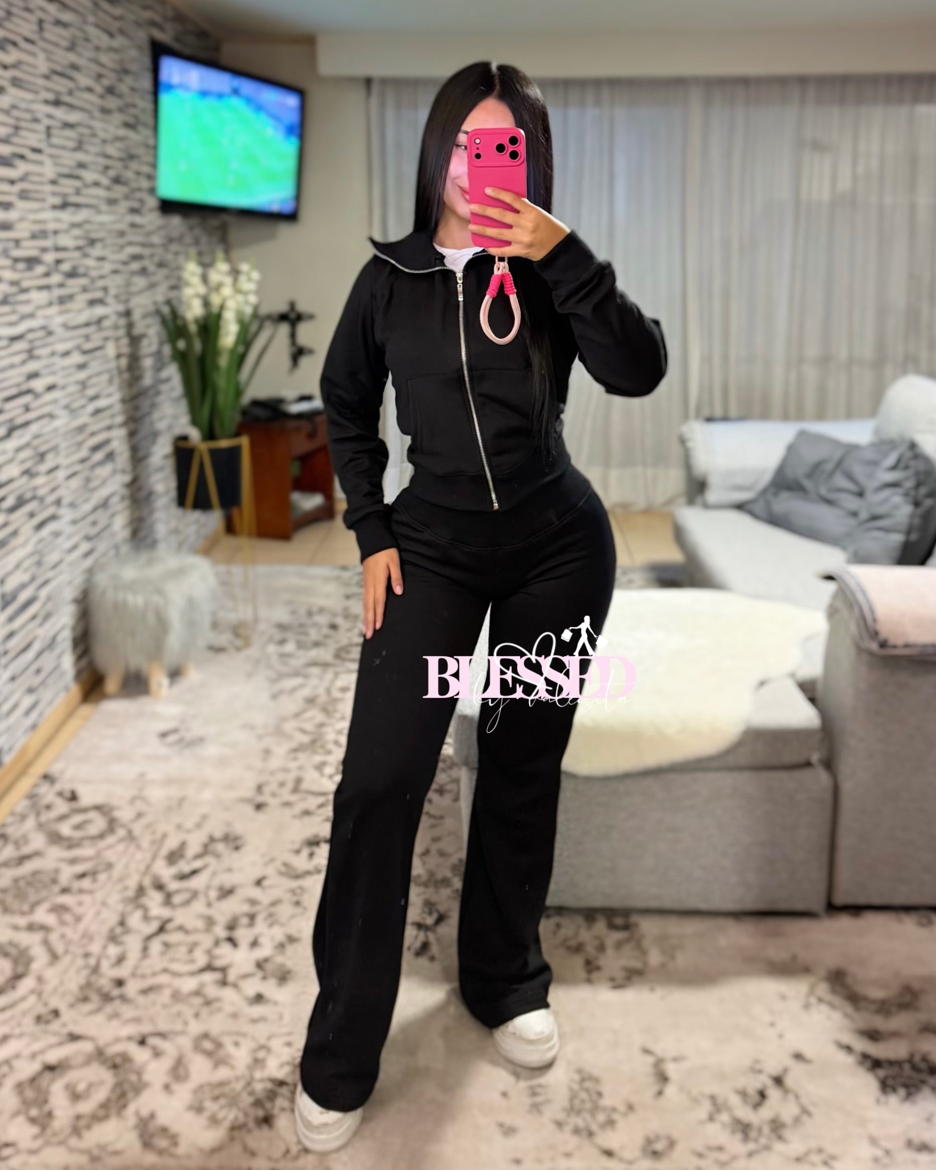Conjunto de buzo dupe Zara - Modelo con cuello