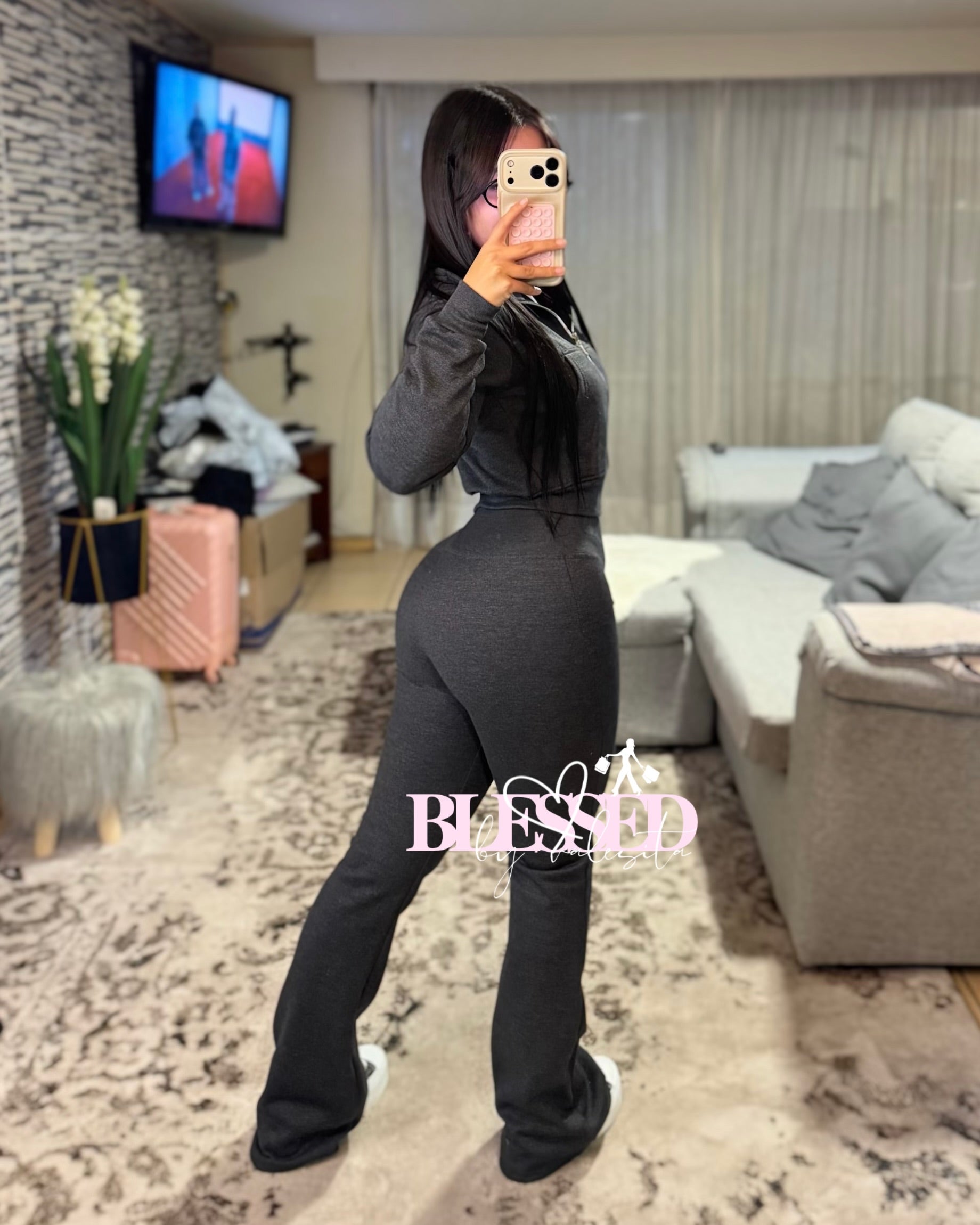 Conjunto de buzo - Modelo con cuello