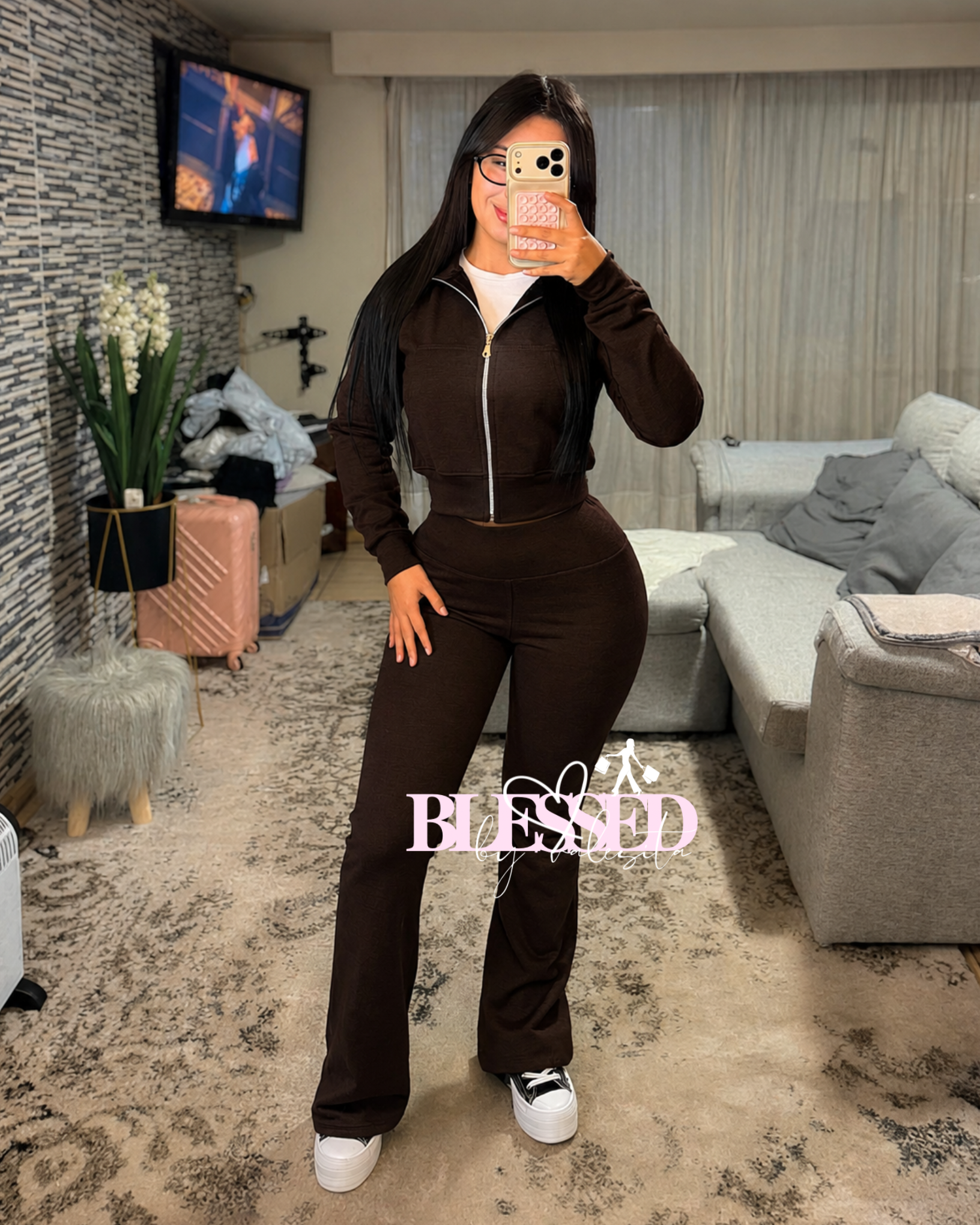 Conjunto de buzo - Modelo con cuello