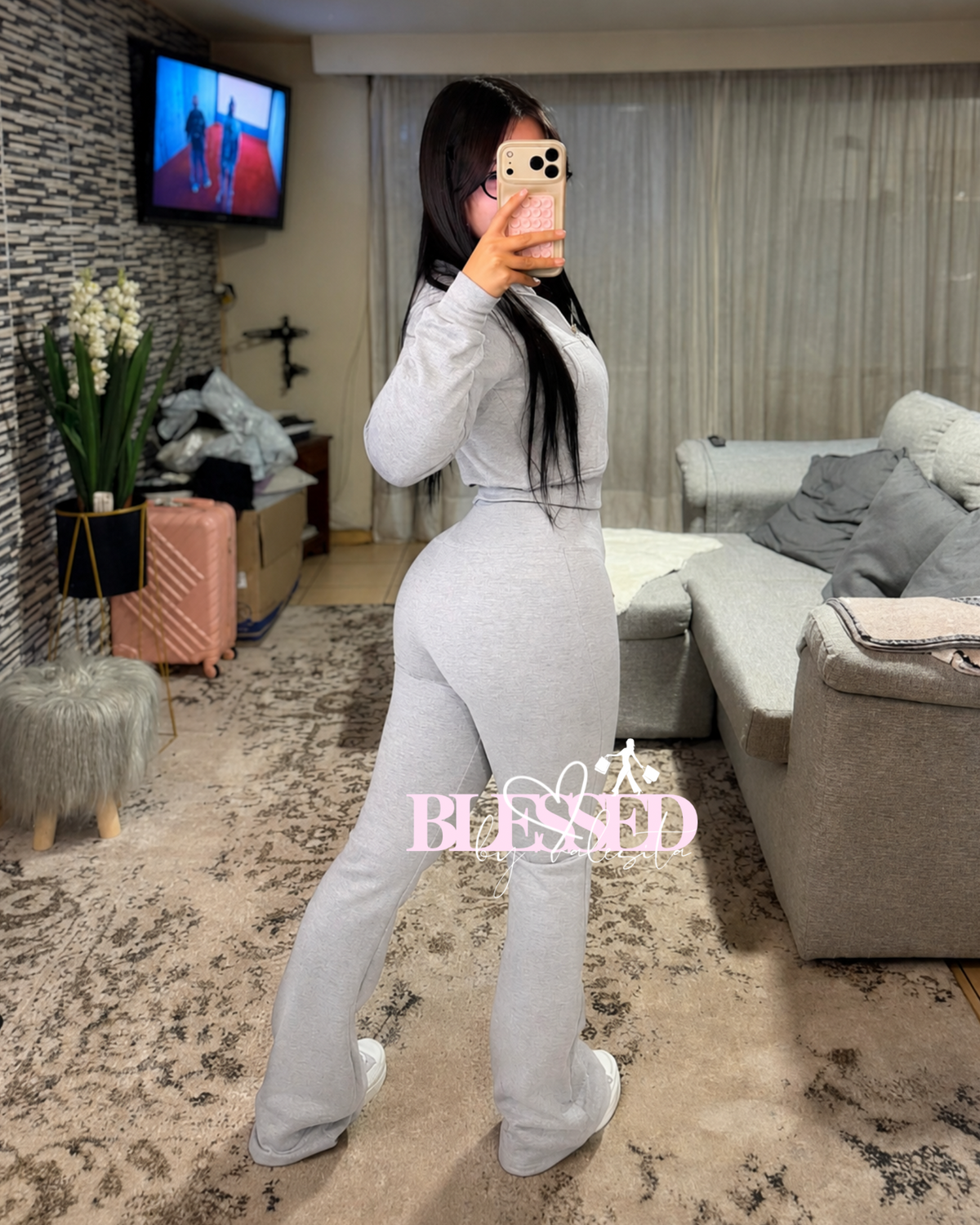 Conjunto de buzo - Modelo con cuello