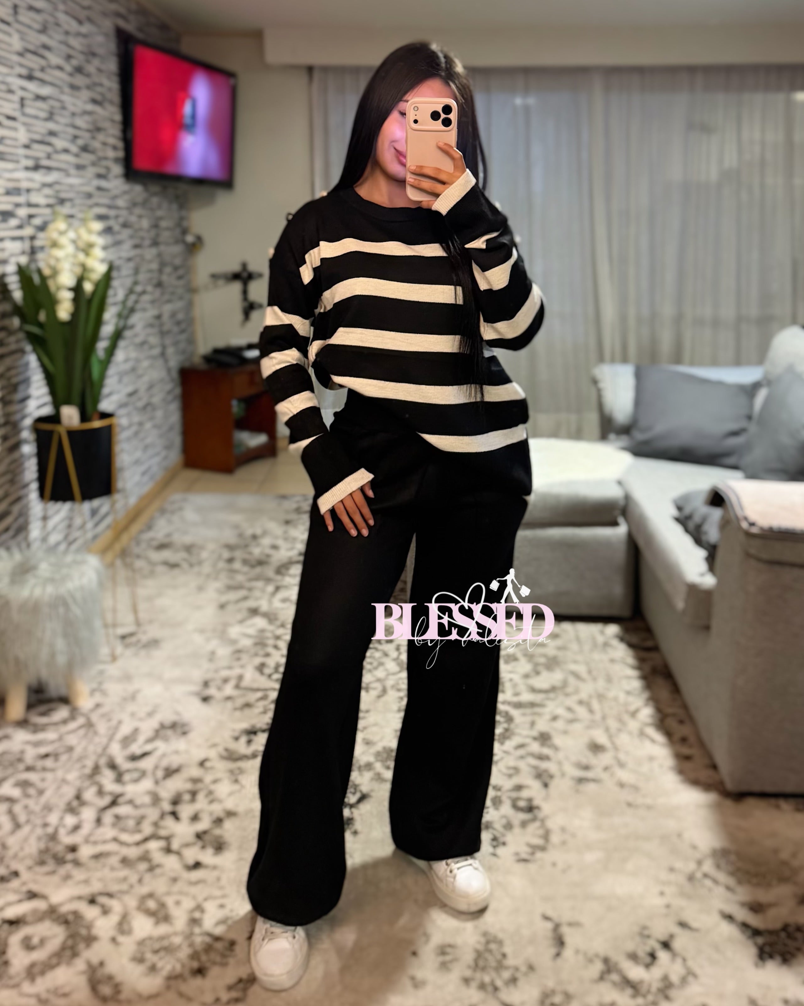 Conjunto de lanilla - Modelo con lineas