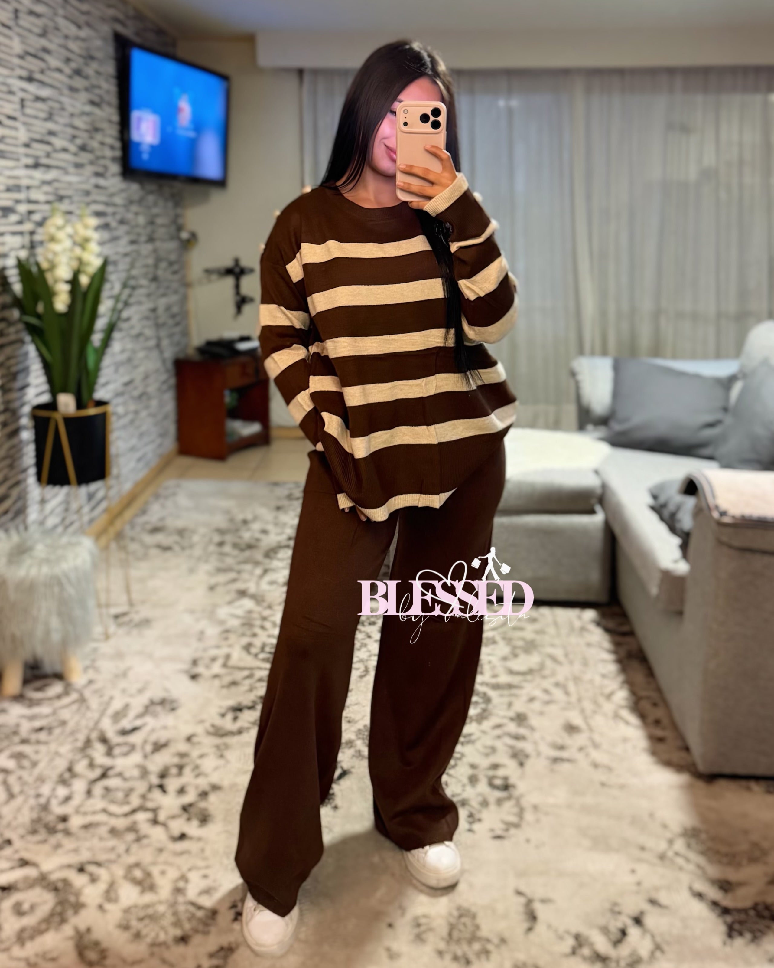 Conjunto de lanilla - Modelo con lineas